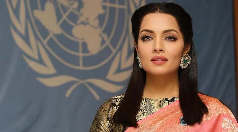 সত্য মানুষের ধারণার চেয়েও অনেক বেশি কঠিন: সেলিনা জেটলি