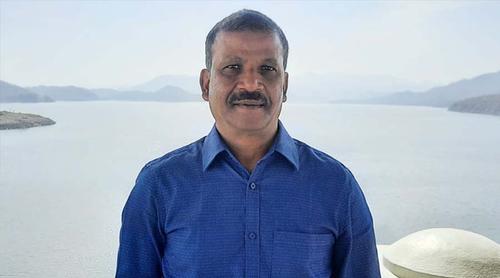 শেখ হাসিনার রাজনৈতিক অবস্থা নিয়ে আসিফ নজরুলের ফেসবুক পোস্ট