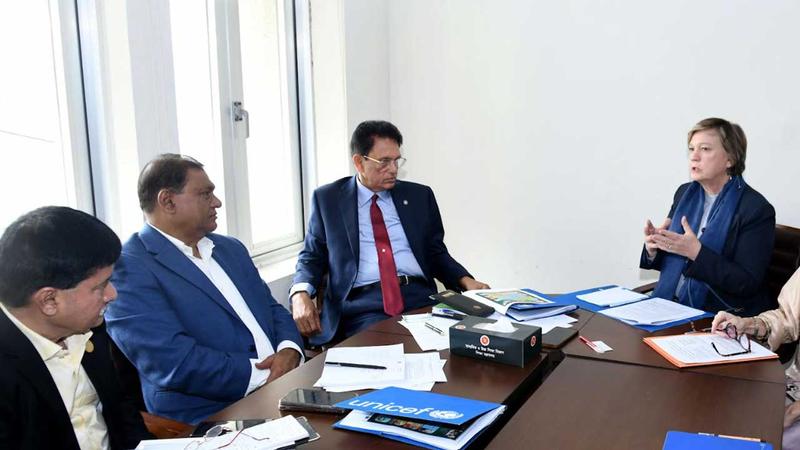 শিক্ষার মানোন্নয়নে কারিকুলাম পর্যালোচনা করা হবে : শিক্ষামন্ত্রী