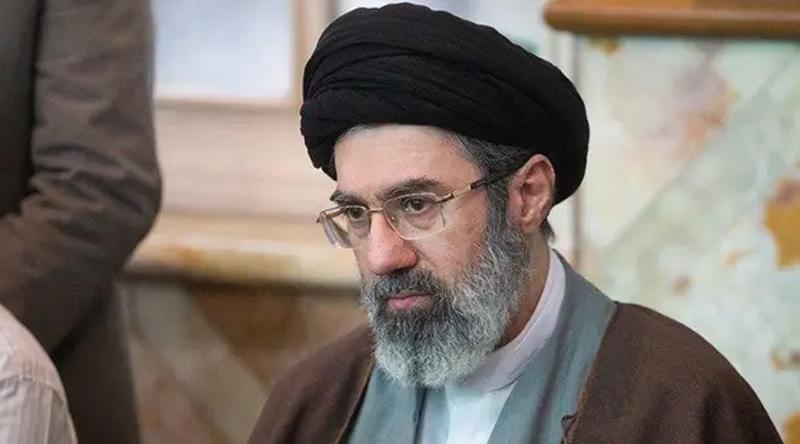 মোজতবা খামেনির প্রতি সশস্ত্র বাহিনী ও আইআরজিসি- এর ‘আজীবন আনুগত্য’ ঘোষণা