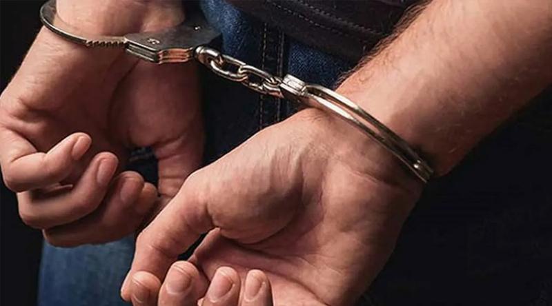 মেট্রোতে আতঙ্ক সৃষ্টি করে প্র্যাঙ্ক ভিডিও তৈরি, কনটেন্ট ক্রিয়েটর গ্রেপ্তার