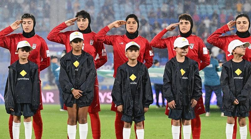 ক্যাম্প থেকে পালিয়ে অস্ট্রেলিয়ায় আশ্রয় চাইলেন ইরানের ৫ নারী ফুটবলার