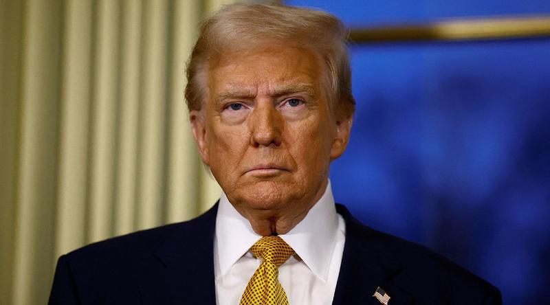 হোটেল পালানো ইরানি ফুটবলারদের নিয়ে অস্ট্রেলিয়াকে সতর্ক করলেন ট্রাম্প