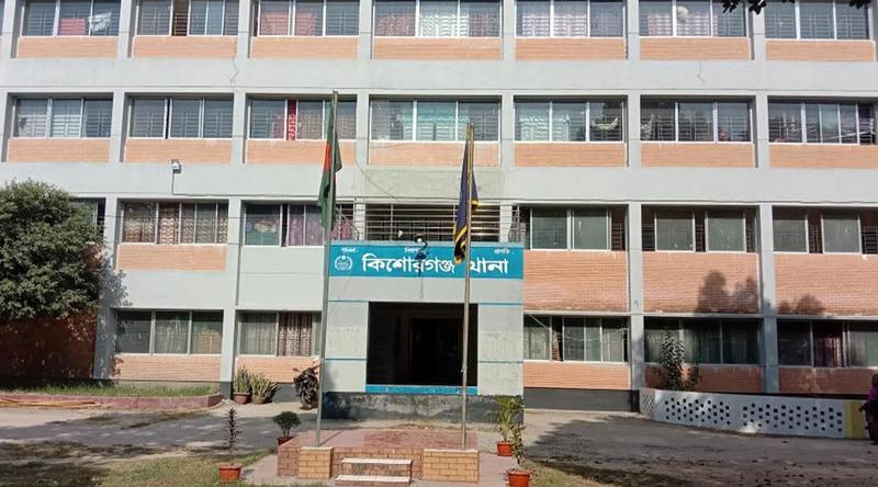 নীলফামারীতে চালককে জুস খাইয়ে ইজিবাইক ছিনতাই