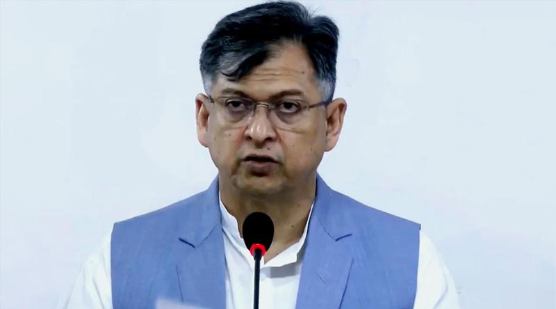 জুলাই সনদ আদেশ ম্যাস্কুলিন না ফেমিনিন জেন্ডার, আমি জানি না: সালাহউদ্দিন