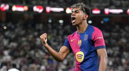 ইয়ামালের মতো প্রতিভাবান আরেক তরুণের কথা বললেন ফ্লিক