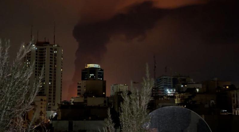 তেহরানে নতুন করে ব্যাপক হামলা চালাচ্ছে ইসরায়েল