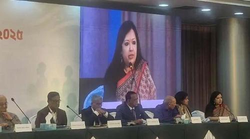 সবাই প্রধানমন্ত্রীকে ভুল বোঝায়, আমরা যেন ওই ট্র্যাপে আর না পড়ি: রুমিন ফারহানা