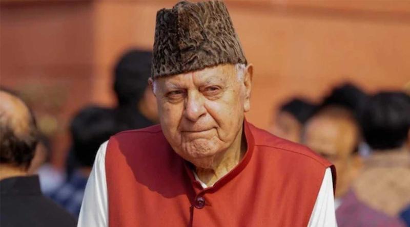 আততায়ীর গুলি থেকে অল্পের জন্য প্রাণে বাঁচলেন জম্মু-কাশ্মীরের সাবেক মুখ্যমন্ত্রী