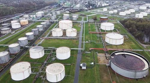 নিজেদের মজুত থেকে ১৭ কোটি ২০ লাখ ব্যারেল তেল ছাড়ার ঘোষণা যুক্তরাষ্ট্রের