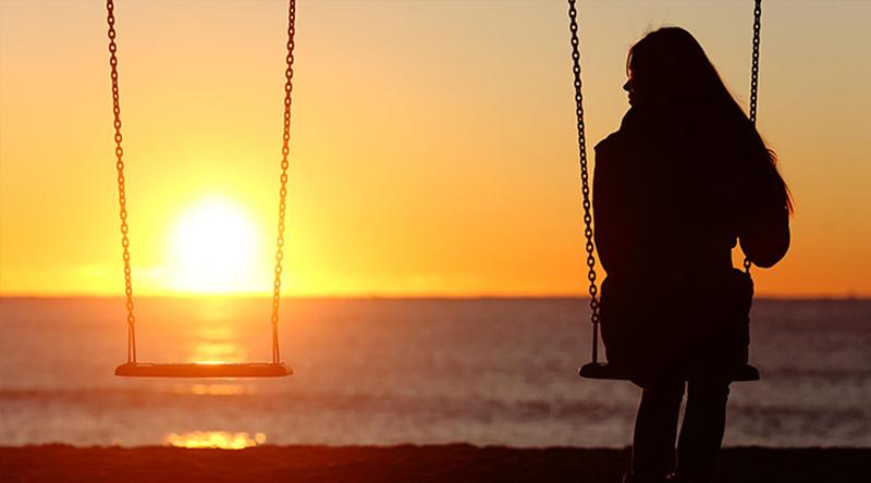 বড় হয়ে গেলে কেন একাকিত্ব বাড়ে?