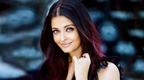 তারকা হওয়ার আগে ঐশ্বরিয়ার প্রথম আয় কত ছিল?