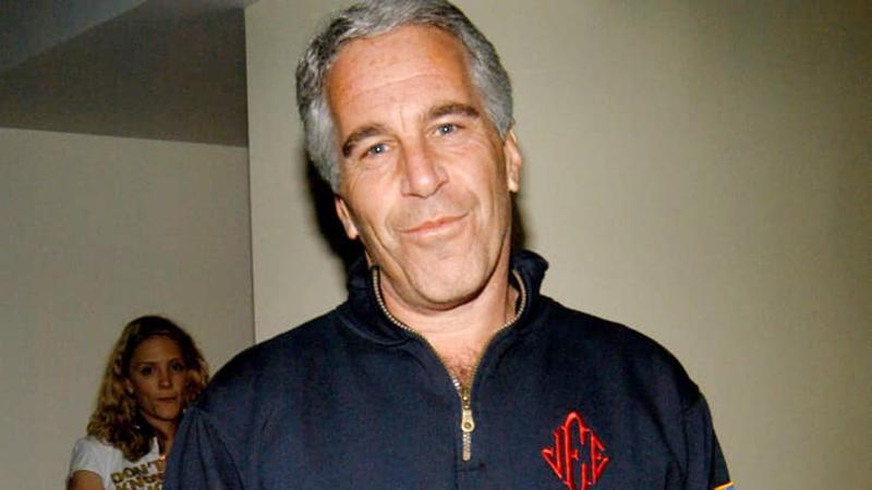 ব্রাজিল থেকে নারীদের ফাঁদে ফেলে এপস্টেইনের কাছে পাঠাত মডেলিং এজেন্ট