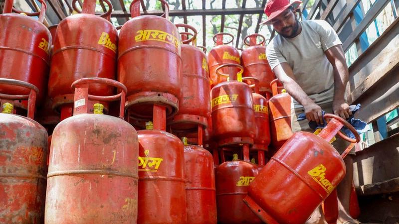 অভ্যন্তরীণ এলপিজির উৎপাদন ২৫ শতাংশ বাড়াচ্ছে ভারত