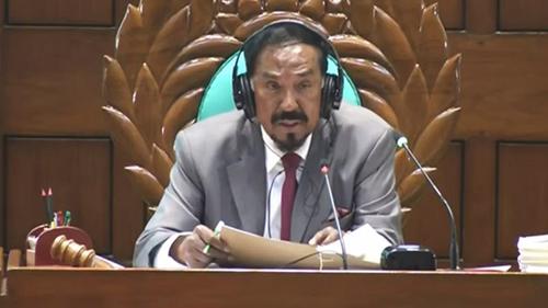 দলীয় পদ ছাড়লেন স্পিকার হাফিজ