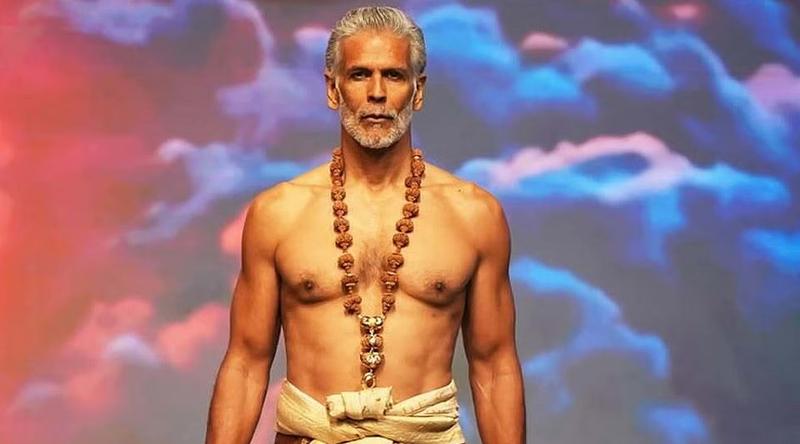 সুস্থ থাকার আসল রহস্য নিয়ে বার্তা দিলেন বলিউড অভিনেতা ও মডেল মিলিন্দ সোমান