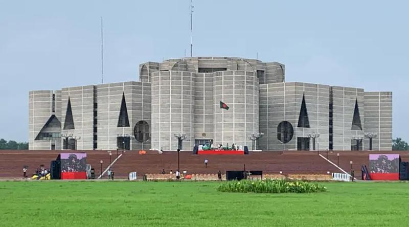 স্পিকার ও ডেপুটি স্পিকারের অনুপস্থিতিতে সংসদে সভাপতিত্ব করবেন যারা