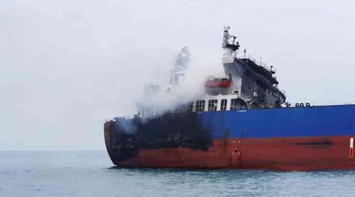 ইরাক উপকূলে তেলবাহী ট্যাঙ্কারে ইরানের হামলায় ভারতীয় ক্রু নিহত