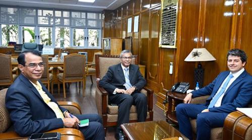 গভর্নরের সঙ্গে আইএমএফ আবাসিক প্রতিনিধির বৈঠক