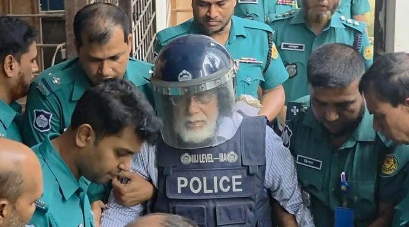 আবারও একটি মামলায় সাবেক প্রধান বিচারপতি এ বি এম খায়রুল গ্রেপ্তার