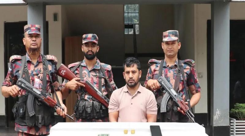 যশোরে অর্ধকোটি টাকার স্বর্ণের বারসহ আটক ১