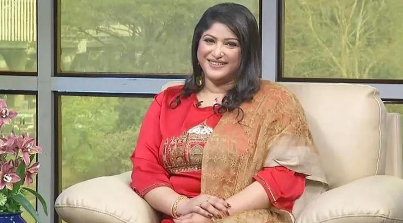 জেমসের কনসার্ট টিকিট কেটে দেখতেন প্রাক্তন স্ত্রী রথী