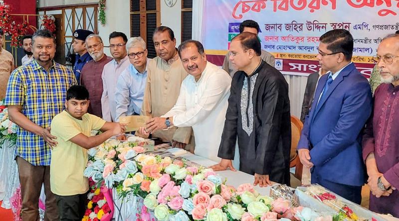 গণমাধ্যমের পূর্ণ স্বাধীনতা নিশ্চিত করার লক্ষ্যে কাজ করছি: তথ্যমন্ত্রী