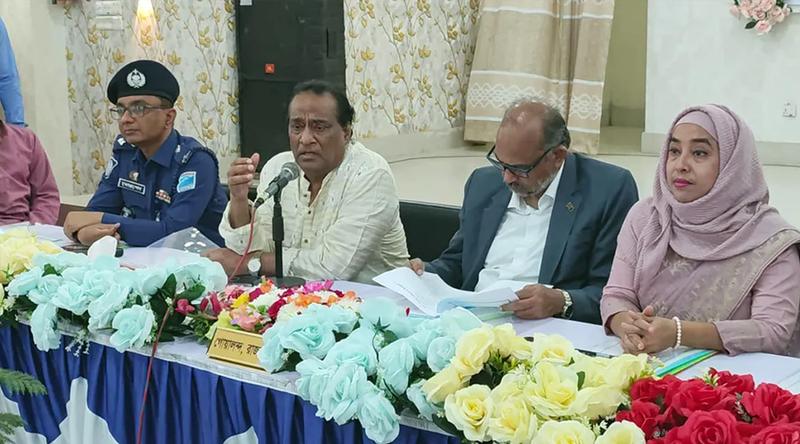 ‘ফেরিঘাটে অতিরিক্ত ভাড়া ও চাঁদাবাজি চলবে না’, সংস্কৃতি প্রতিমন্ত্রীর হুঁশিয়ারি