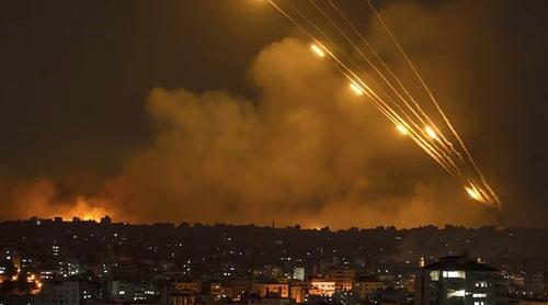 ইসরায়েলে ফের বড় ধরনের ক্ষেপণাস্ত্র হামলা চালাল ইরান