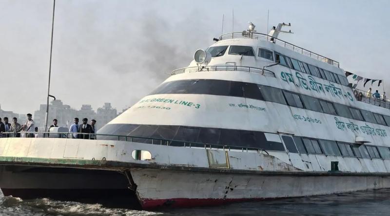 জ্বালানি সংকটে ঈদের আগে যাত্রা বাতিল করল গ্রীন লাইনের নৌযান