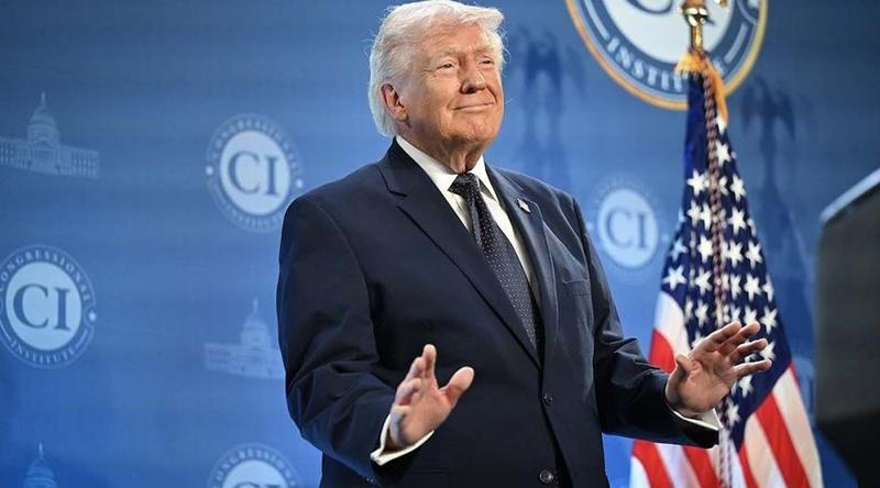 প্রয়োজন হলে হরমুজ প্রণালীতে জাহাজ পাহারা দেবে যুক্তরাষ্ট্র: ট্রাম্প