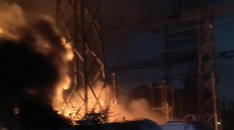 নারায়ণগঞ্জে বিদ্যুৎ সাবস্টেশনে বিস্ফোরণ, বিদ্যুৎ সরবরাহ ব্যাহত