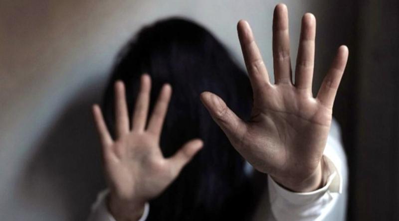 গাইবান্ধায় স্কুলছাত্রীকে ধর্ষণের অভিযোগে হোটেল শ্রমিক গ্রেপ্তার