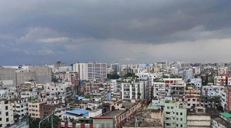 আজ বায়ুদূষণে শীর্ষে কায়রো, তালিকায় রাজধানী ঢাকার অবস্থান ২০তম