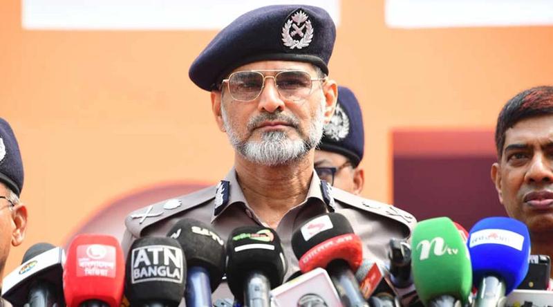 ঈদের আগে-পরে ট্রাক-কাভার্ড ভ্যান চলাচল বন্ধ থাকবে: ডিএমপি কমিশনার