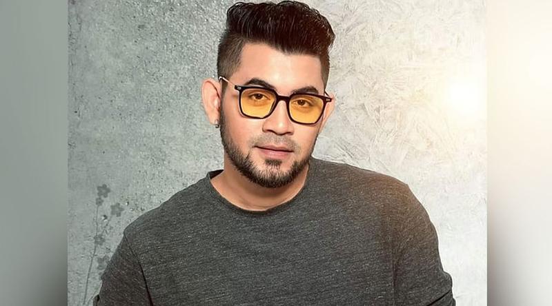 অসুস্থতা কাটিয়ে বাসায় ফিরলেন তানজীব সারোয়ার গায়ক
