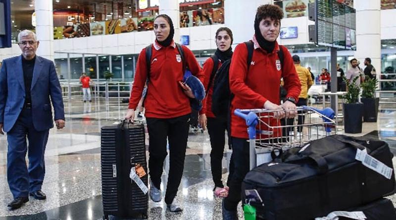 আশ্রয় আবেদন প্রত্যাহার, দেশে ফিরছেন ইরান নারী ফুটবল দলের আরও ৩ সদস্য