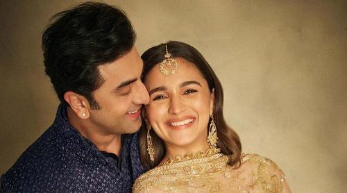 ৩৩ বছর বয়সে আর্থিক সাফল্যে রণবীরকে ছাড়ালেন আলিয়া