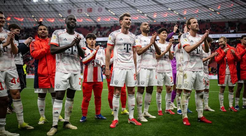 ৯ জন নিয়ে ড্র করেই বায়ার্নের স্বস্তি!