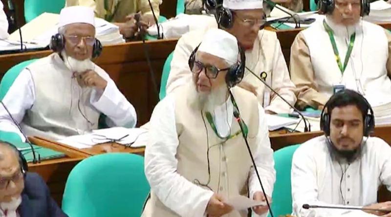 সংসদের নতুন সাউন্ড সিস্টেম ও হেডফোন ঘিরে লুটপাটের অভিযোগ শাহজাহান চৌধুরীর