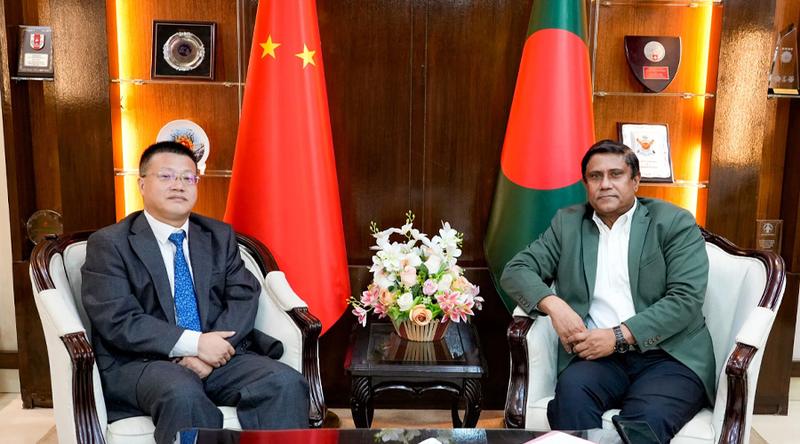 প্রধানমন্ত্রীর প্রতিরক্ষা উপদেষ্টার সঙ্গে চীনা রাষ্ট্রদূতের সাক্ষাৎ