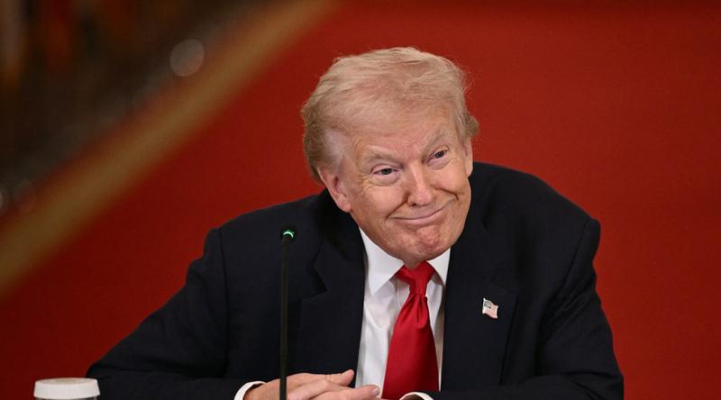 মজা করার জন্য খারগ দ্বীপে আবারও হামলা করতে পারি : ট্রাম্প