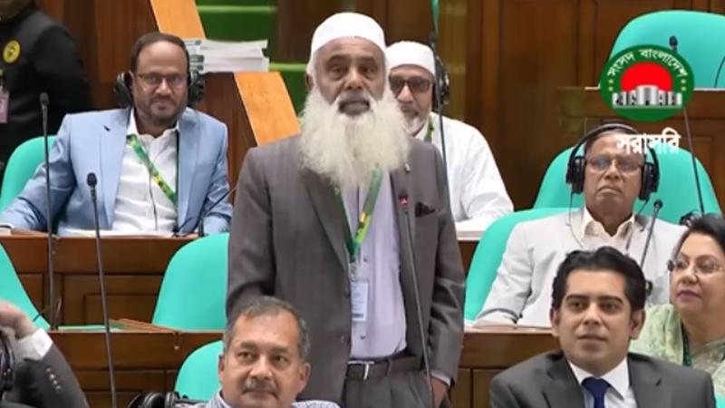 ‘যার জন্য শিন্নি খাইলা, মোল্লা চিনলা না’