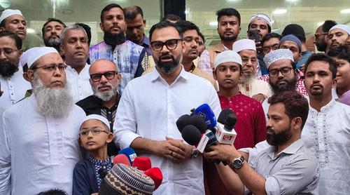 ক্রীড়া প্রতিমন্ত্রীর উদ্যোগ, পাঁচ ওয়াক্ত নামাজ পড়ে সাইকেল পেল কিশোররা