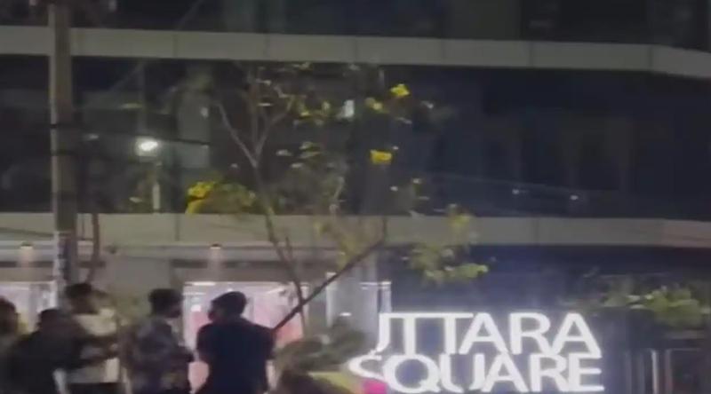 মধ্যরাতে উত্তাল উত্তরা, শপিং কমপ্লেক্স ঘেরাও-ভাঙচুর