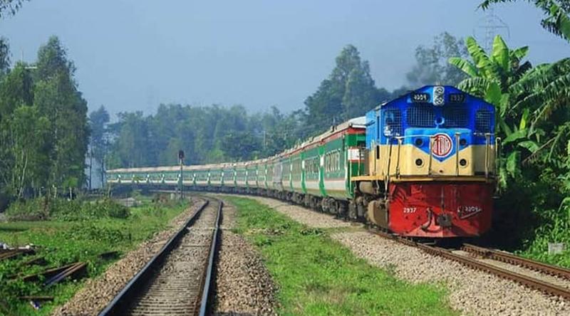 ঈদ ফিরতি ট্রেনযাত্রার চতুর্থ দিনের টিকিট বিক্রি শুরু আজ