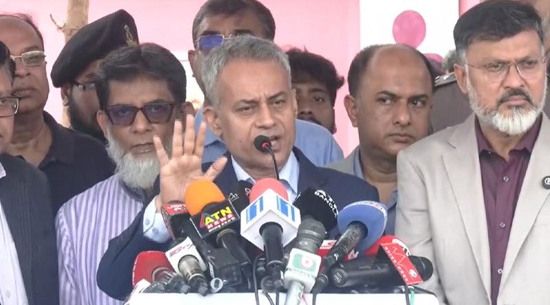 তেলের কোনো সংকট নেই, দাম বাড়ছে না: পরিবহন ও সেতুমন্ত্রী