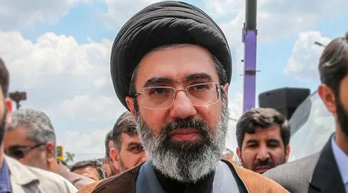 মোজতবা খামেনিকে নিয়ে নতুন বার্তা দিল ইরান