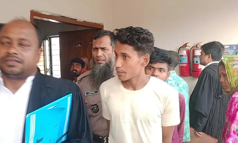 উত্তরায় হত্যার গুজব ছড়িয়ে ভাঙচুর, রিমান্ডে ১১