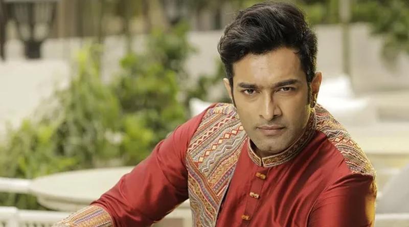 বিতর্কে জড়ালেন জিতু কমল